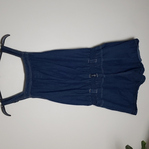 Levi's denim romper, denim shorts, overall, elastic waist women's size medium - Picture 8 of 8
